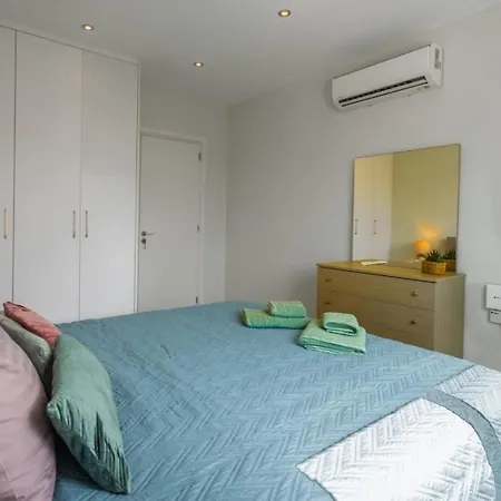 Willa Seaview 6-bedroom With Private Pool Near